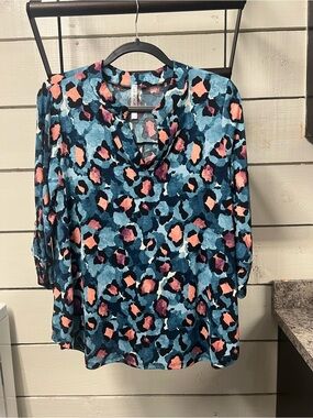 Women's Teal Multi-Spot V-Neck Blouse